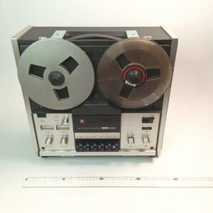 Magnetofon Hitachi