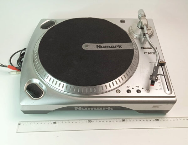 Gramofon Numark